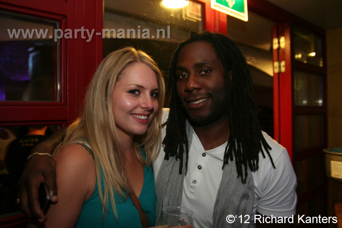 120908_132_sneakerz_zuiderpark_denhaag_partymania