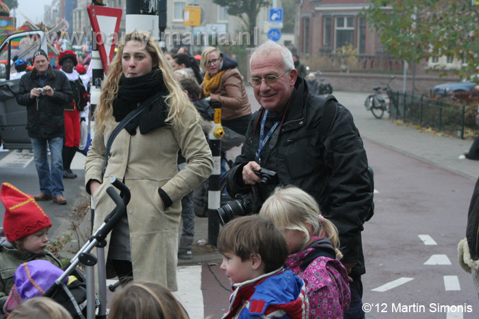 121117_078_intocht_sinterklaas_denhaag_partymania