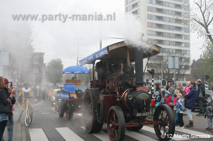 121117_102_intocht_sinterklaas_denhaag_partymania