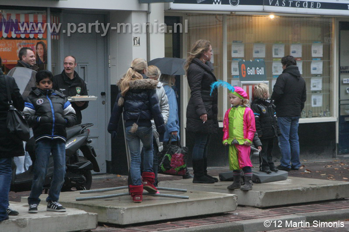 121117_110_intocht_sinterklaas_denhaag_partymania