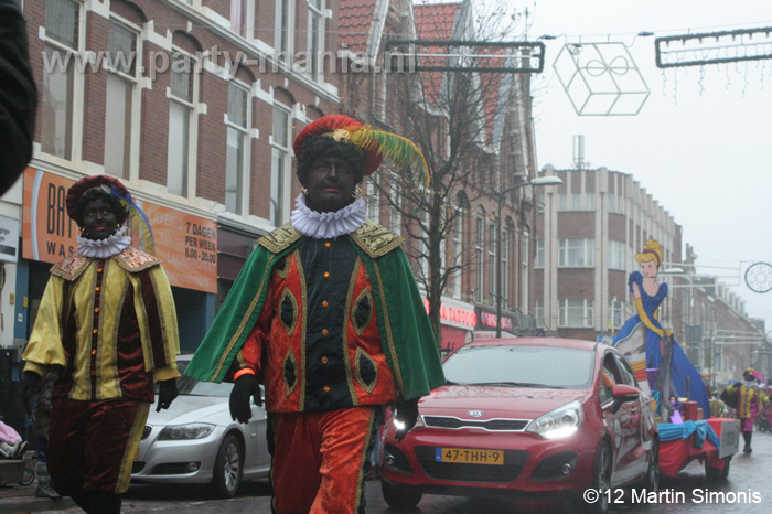 121117_119_intocht_sinterklaas_denhaag_partymania