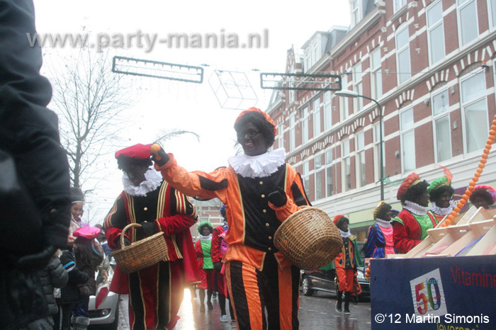 121117_128_intocht_sinterklaas_denhaag_partymania