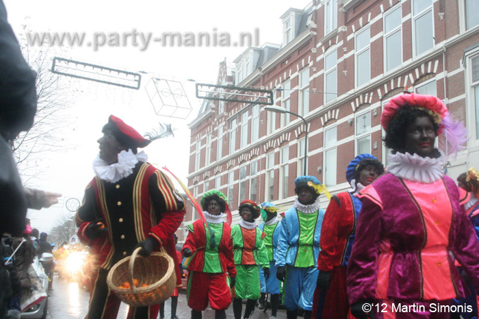 121117_130_intocht_sinterklaas_denhaag_partymania