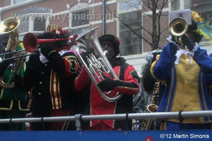 121117_139_intocht_sinterklaas_denhaag_partymania