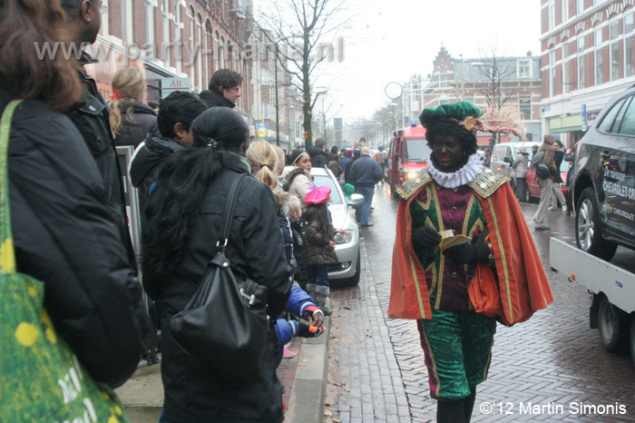 121117_149_intocht_sinterklaas_denhaag_partymania