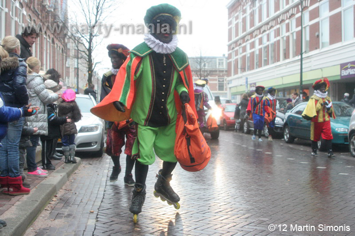 121117_151_intocht_sinterklaas_denhaag_partymania