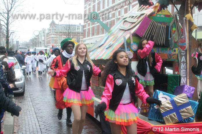 121117_153_intocht_sinterklaas_denhaag_partymania