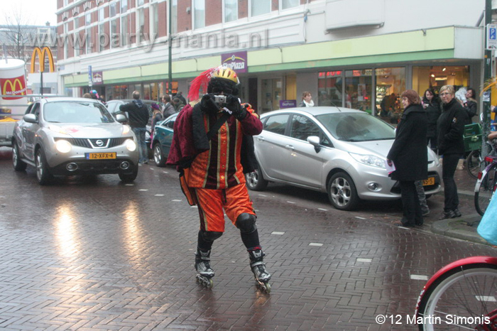 121117_160_intocht_sinterklaas_denhaag_partymania