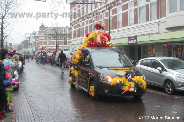 121117_165_intocht_sinterklaas_denhaag_partymania