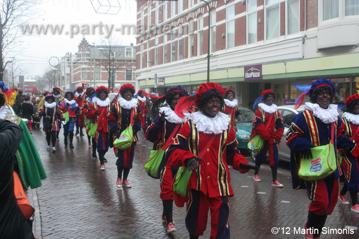 121117_169_intocht_sinterklaas_denhaag_partymania