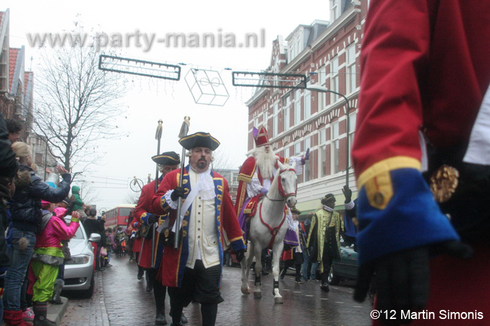 121117_172_intocht_sinterklaas_denhaag_partymania