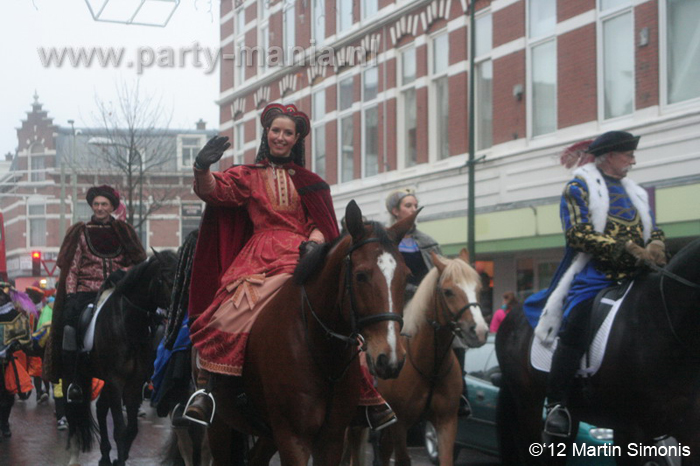 121117_176_intocht_sinterklaas_denhaag_partymania