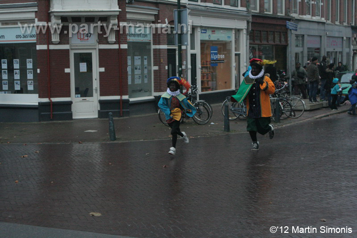 121117_192_intocht_sinterklaas_denhaag_partymania