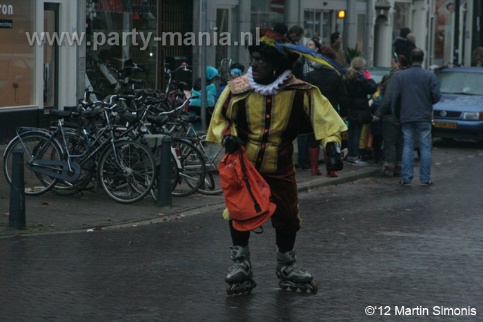 121117_194_intocht_sinterklaas_denhaag_partymania