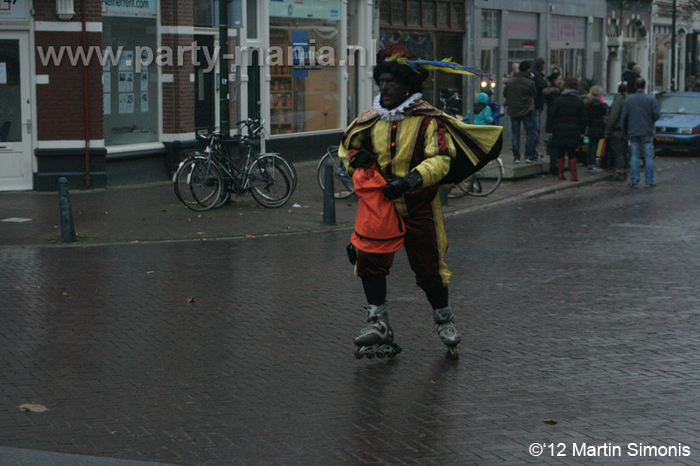 121117_195_intocht_sinterklaas_denhaag_partymania