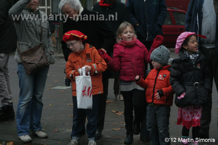 121117_198_intocht_sinterklaas_denhaag_partymania