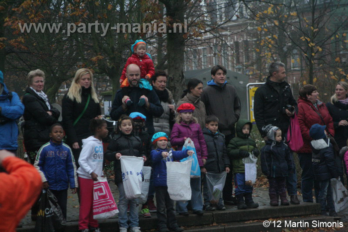 121117_199_intocht_sinterklaas_denhaag_partymania