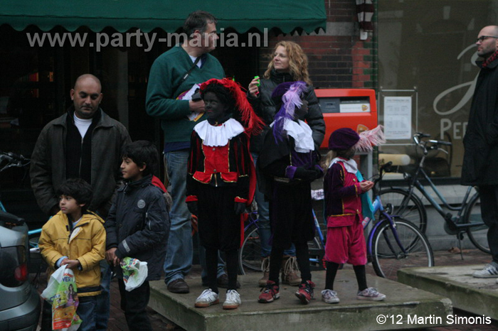 121117_204_intocht_sinterklaas_denhaag_partymania