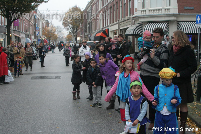 121117_210_intocht_sinterklaas_denhaag_partymania