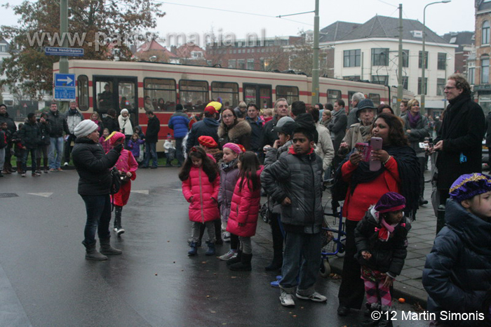 121117_216_intocht_sinterklaas_denhaag_partymania