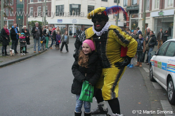 121117_221_intocht_sinterklaas_denhaag_partymania