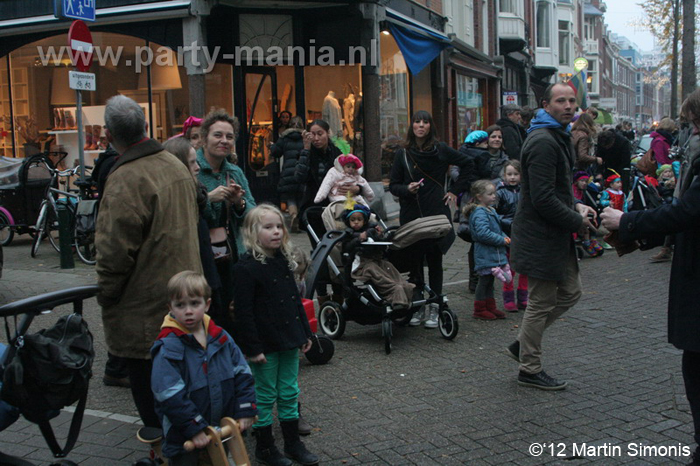 121117_235_intocht_sinterklaas_denhaag_partymania