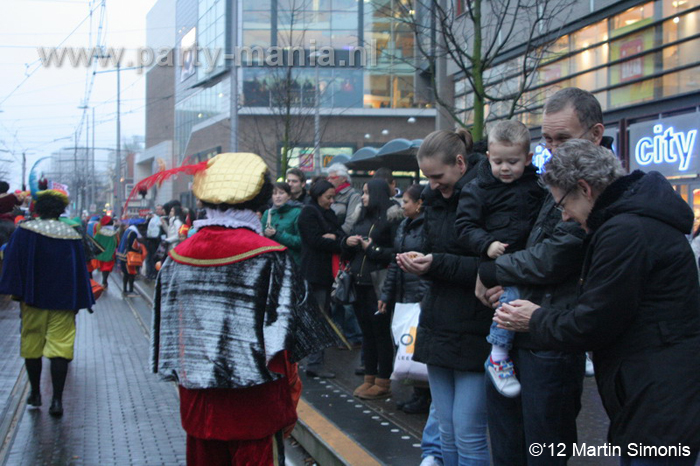 121117_253_intocht_sinterklaas_denhaag_partymania