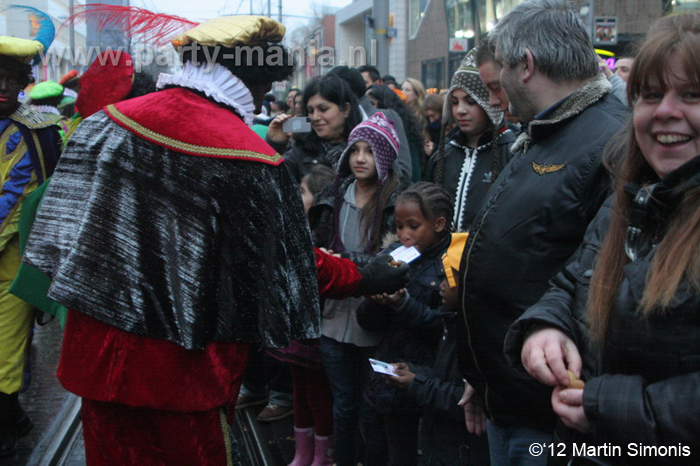 121117_263_intocht_sinterklaas_denhaag_partymania