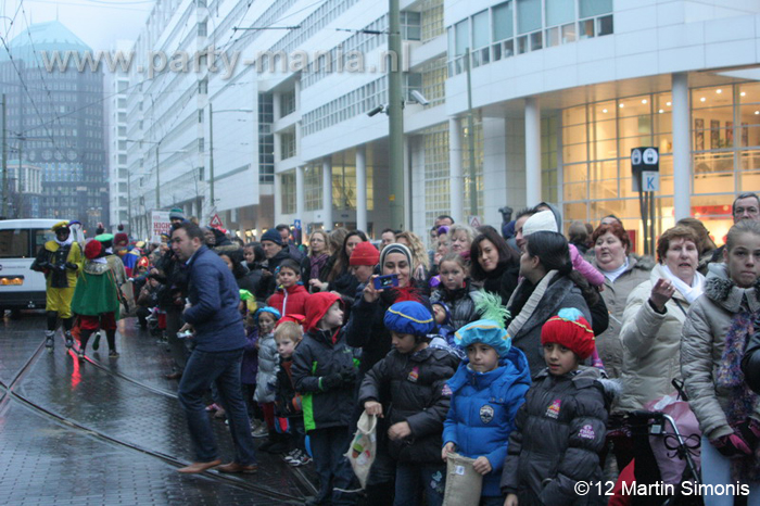 121117_270_intocht_sinterklaas_denhaag_partymania