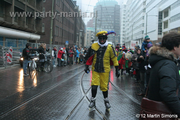 121117_271_intocht_sinterklaas_denhaag_partymania