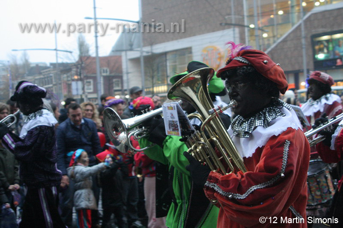 121117_280_intocht_sinterklaas_denhaag_partymania