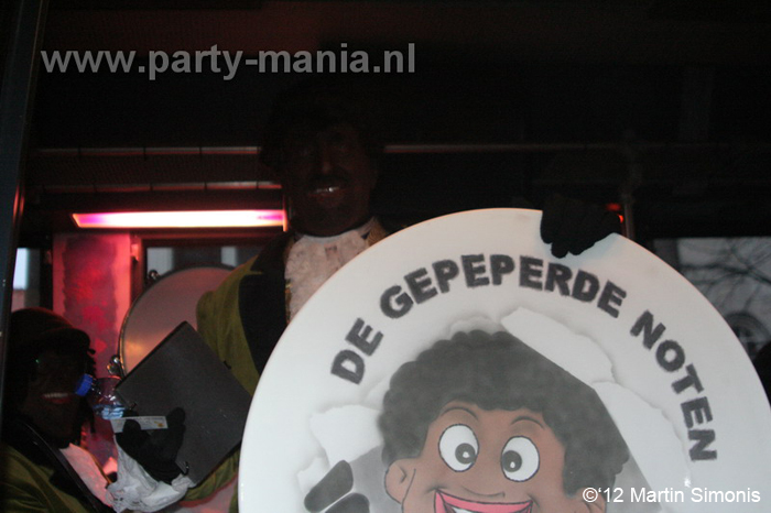 121117_317_intocht_sinterklaas_denhaag_partymania