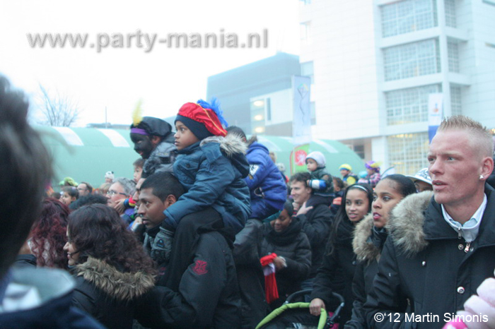 121117_357_intocht_sinterklaas_denhaag_partymania