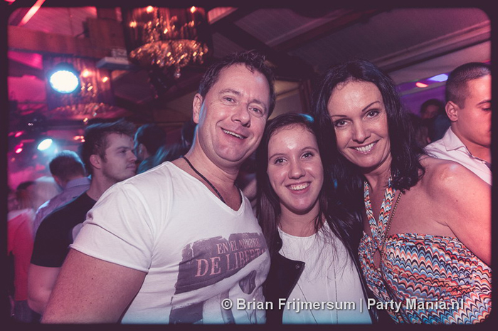 130412_116_opening_habana_beach_kijkduin_partymania