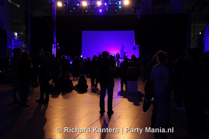 130928_64_todaysart_denhaag_richard_kanters_partymania